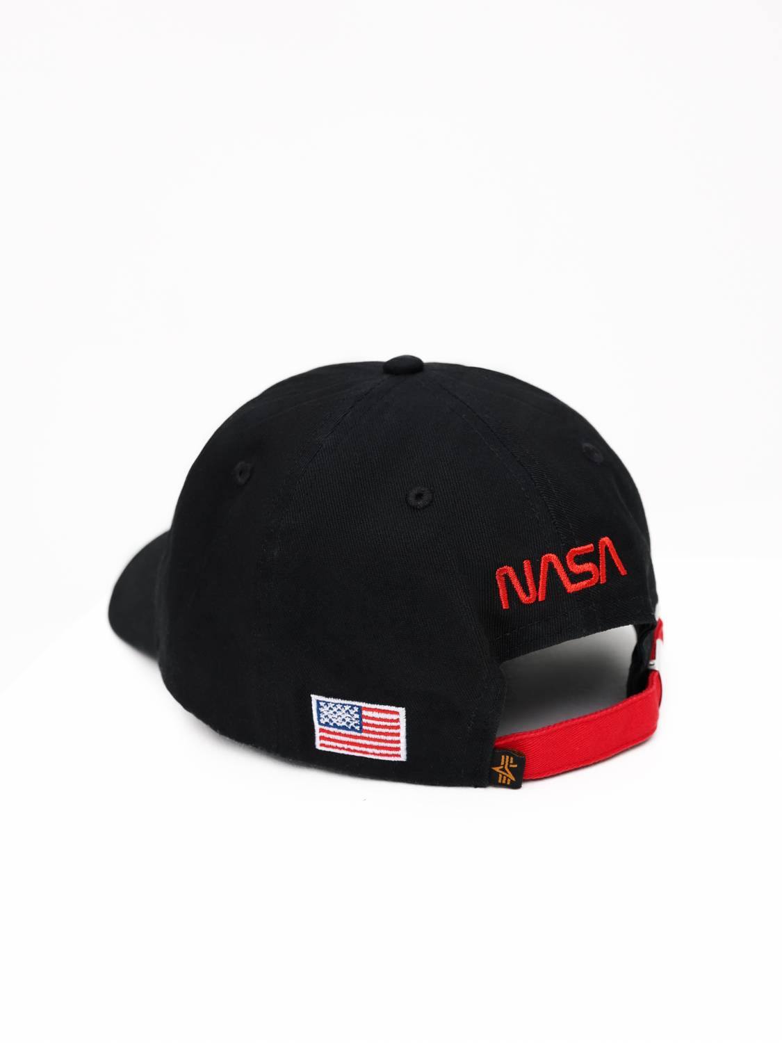 Кепка / Бейсболка ''NASA Worm Logo'' (Black) Alpha Industries