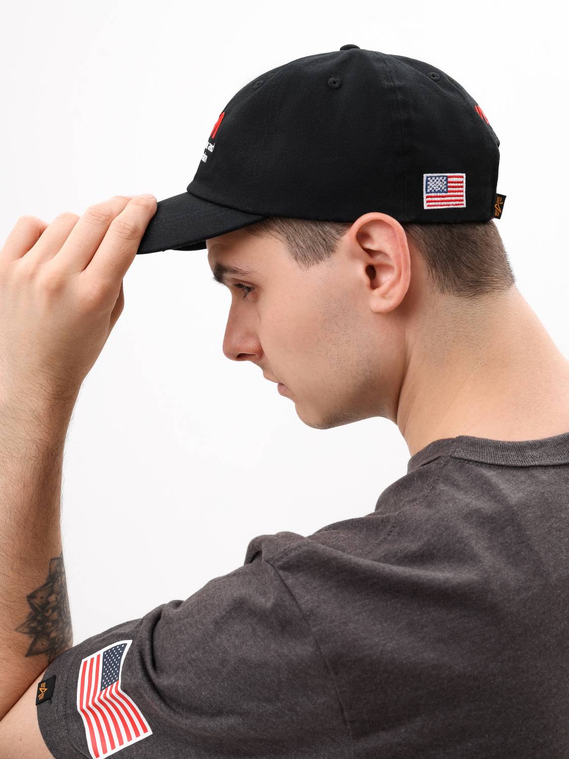 Кепка / Бейсболка ''NASA Worm Logo'' (Black) Alpha Industries
