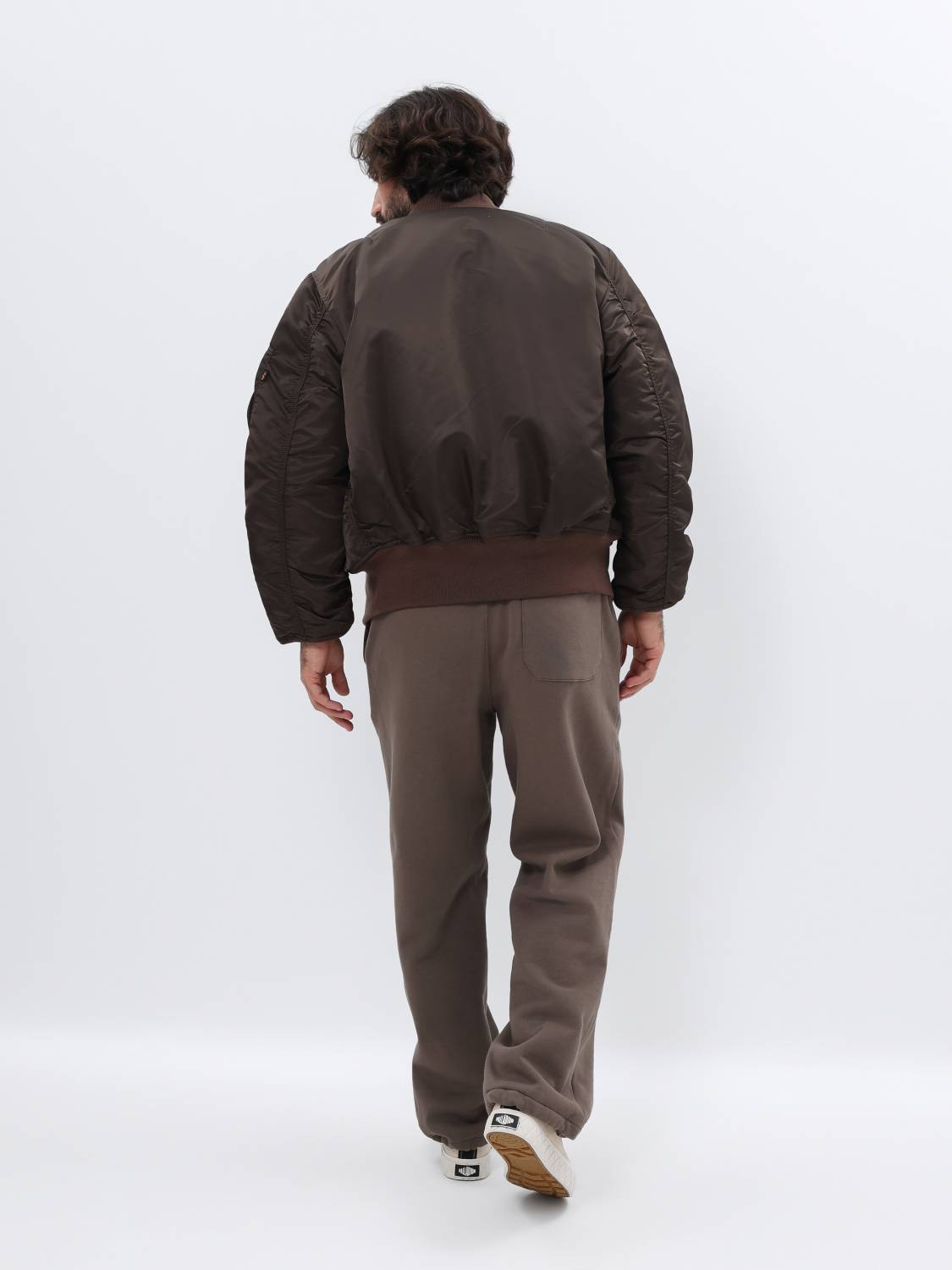 Куртка / Бомбер утепленный мужской ''MA-1'' (Chocolate) Alpha Industries