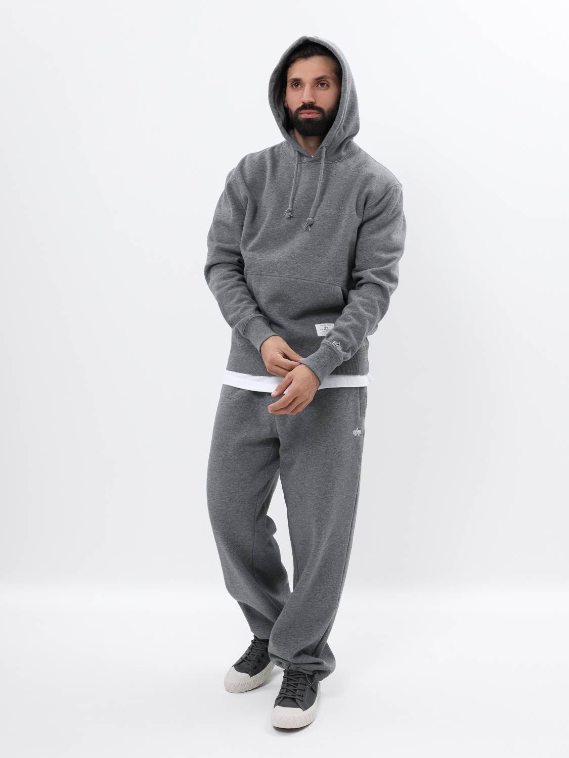 Худи / Толстовка "Essential Hoodie" (Medium Charcoal Heather) Alpha Industries