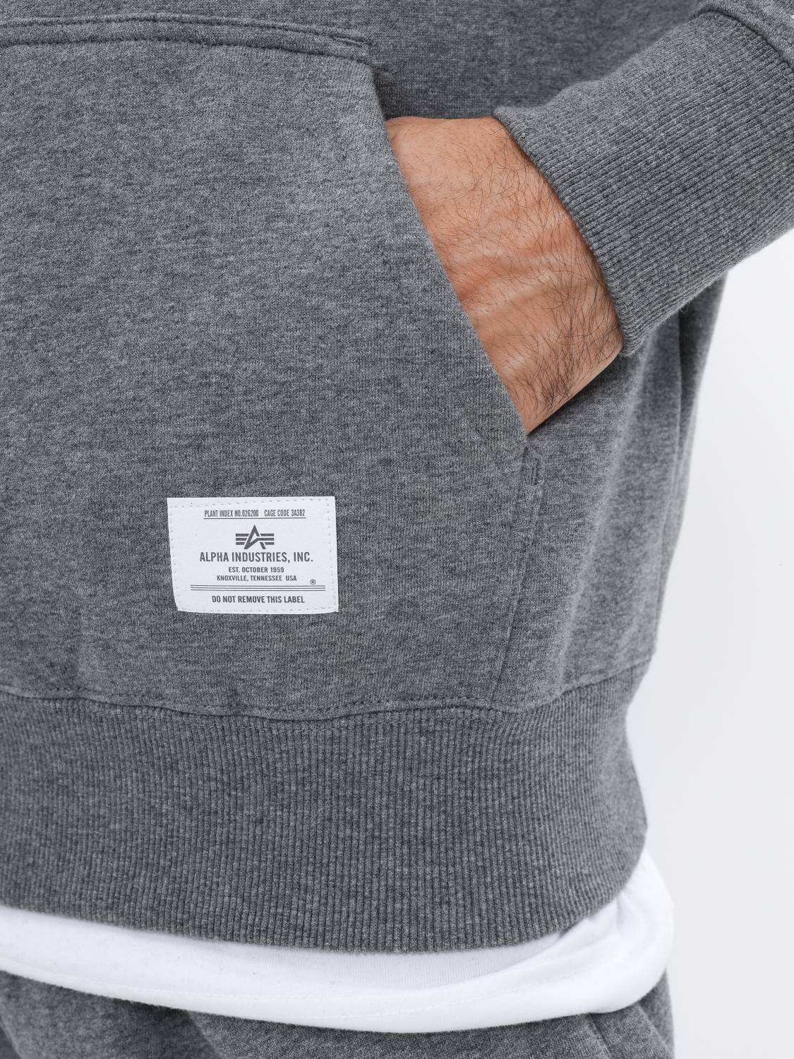 Худи / Толстовка "Essential Hoodie" (Medium Charcoal Heather) Alpha Industries