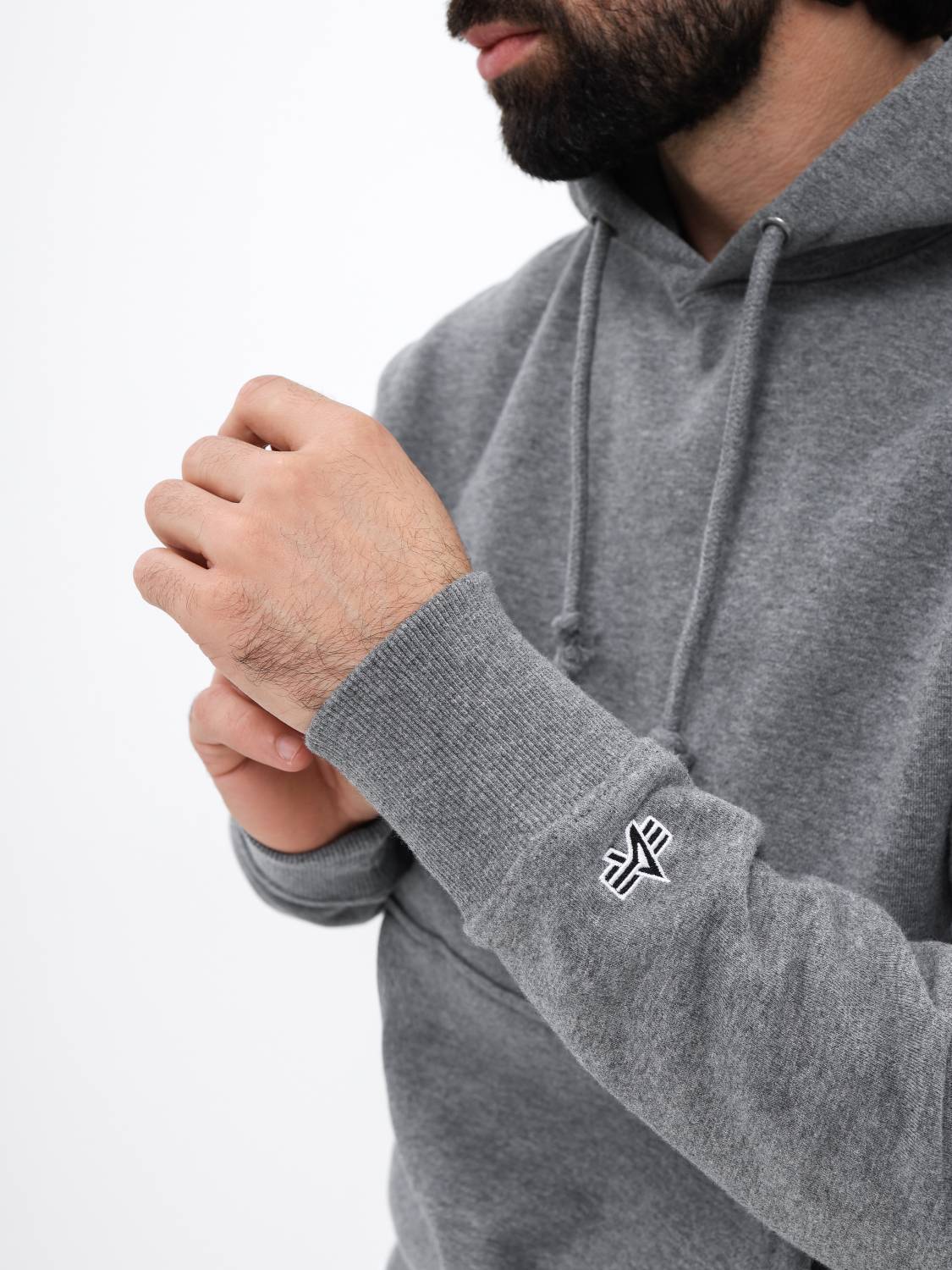 Худи / Толстовка "Essential Hoodie" (Medium Charcoal Heather) Alpha Industries