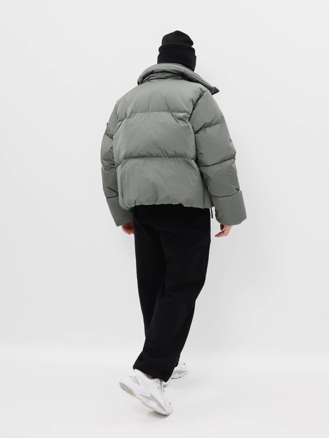 Пуховик / Куртка теплая женская "Sierra Short Puffer W" (Field Gray) Alpha Industries