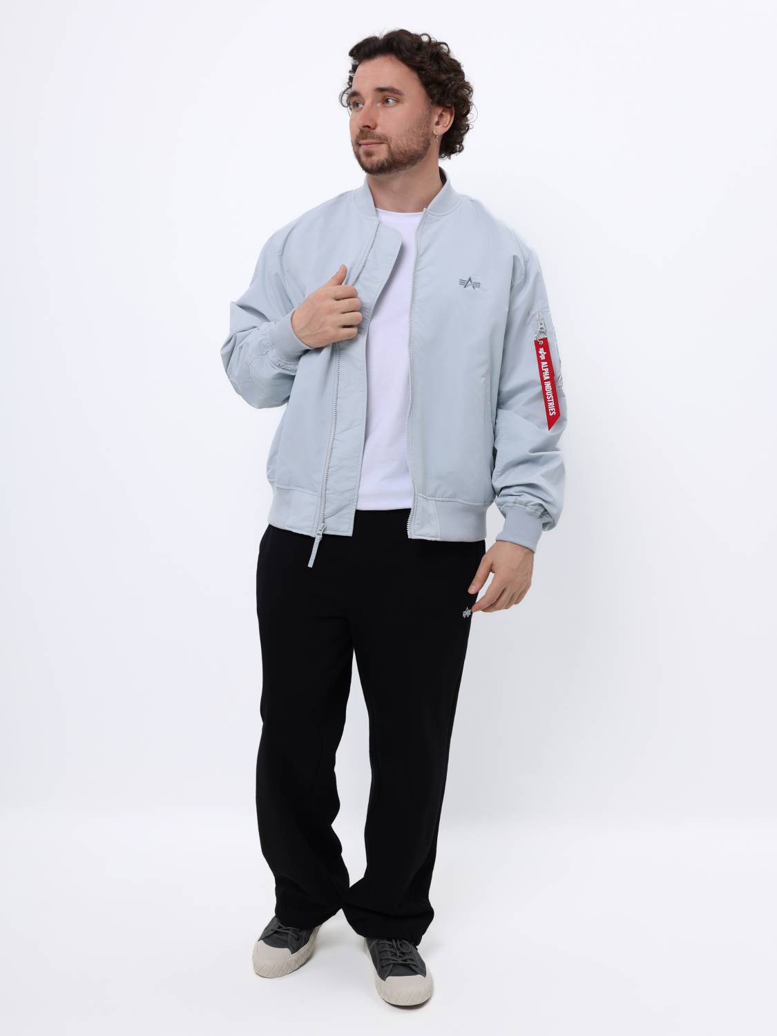 Куртка / Ветровка / Бомбер мужской "Logo L-2B Hunter Relaxed" (Mist) Alpha Industries Куртка / Ветровка / Бомбер мужской "Logo L-2B Hunter Relaxed" (Mist) Alpha Industries