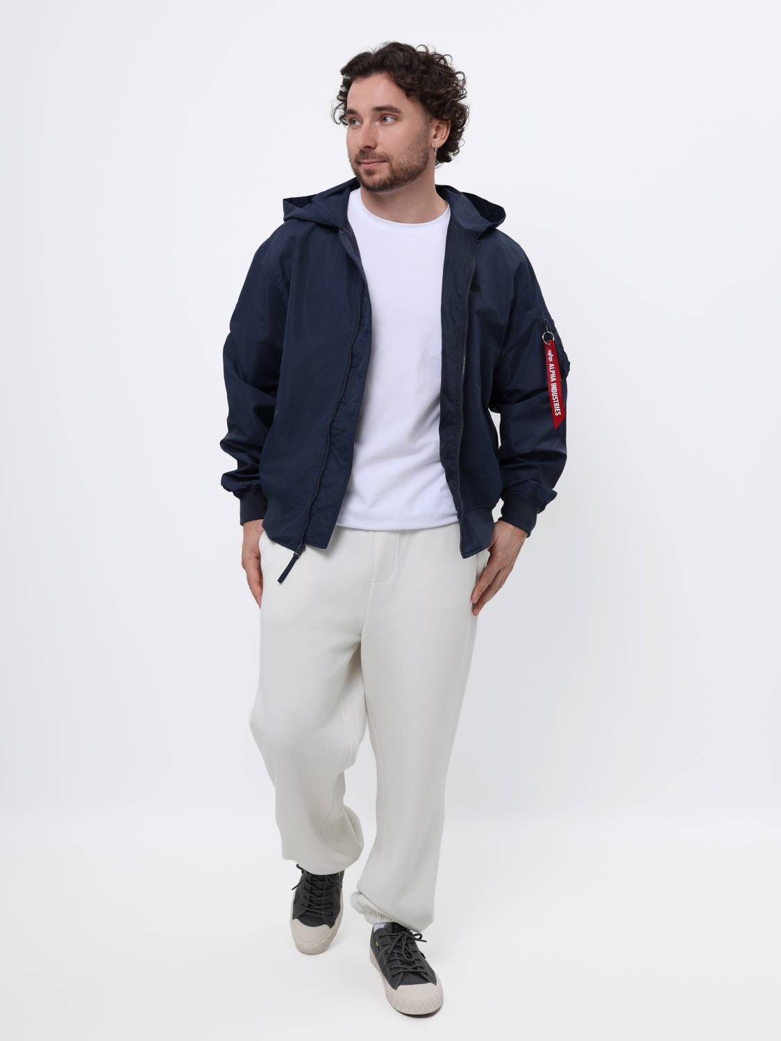 Куртка / Ветровка / Бомбер мужской "Logo L-2B Hooded Hunter" (Replica Blue) Alpha Industries Куртка / Ветровка / Бомбер мужской "Logo L-2B Hooded Hunter" (Replica Blue) Alpha Industries