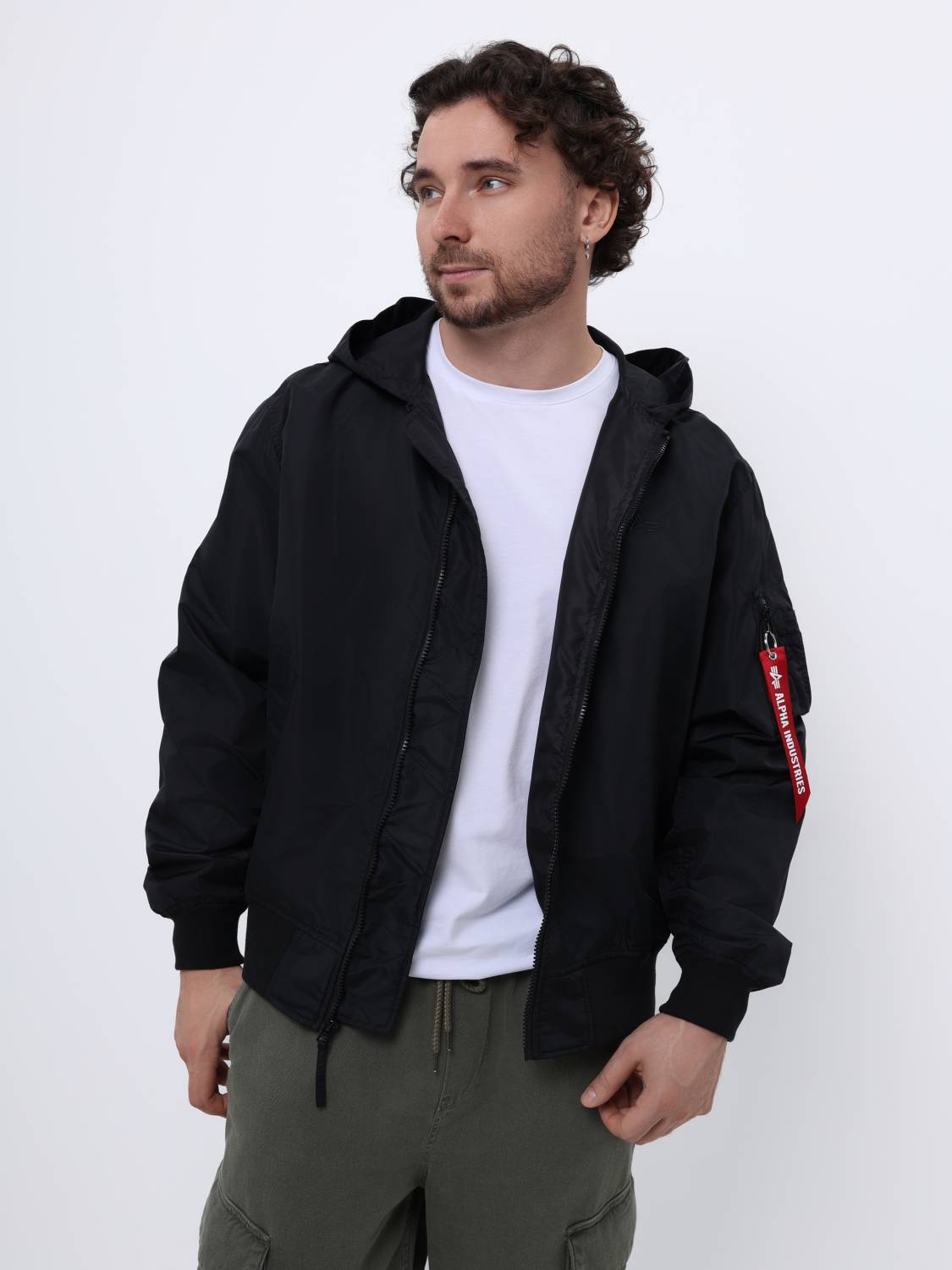 Куртка / Ветровка / Бомбер мужской "Logo L-2B Hooded Hunter" (Black) Alpha Industries Куртка / Ветровка / Бомбер мужской "Logo L-2B Hooded Hunter" (Black) Alpha Industries