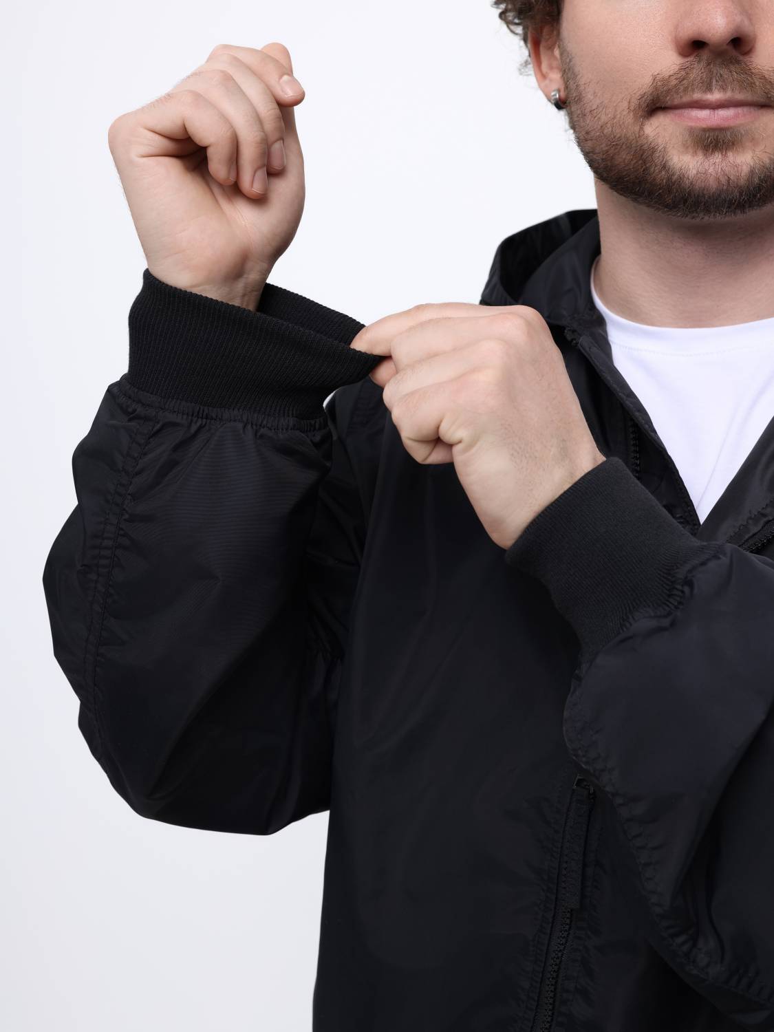 Куртка / Ветровка / Бомбер мужской "Logo L-2B Hooded Hunter" (Black) Alpha Industries Куртка / Ветровка / Бомбер мужской "Logo L-2B Hooded Hunter" (Black) Alpha Industries