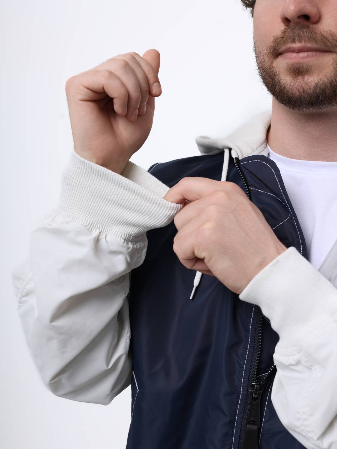 Куртка / Ветровка / Бомбер мужской "L-2B Hooded Relaxed Varsity" (Replica Blue) Alpha Industries Куртка / Ветровка / Бомбер мужской "L-2B Hooded Relaxed Varsity" (Replica Blue) Alpha Industries