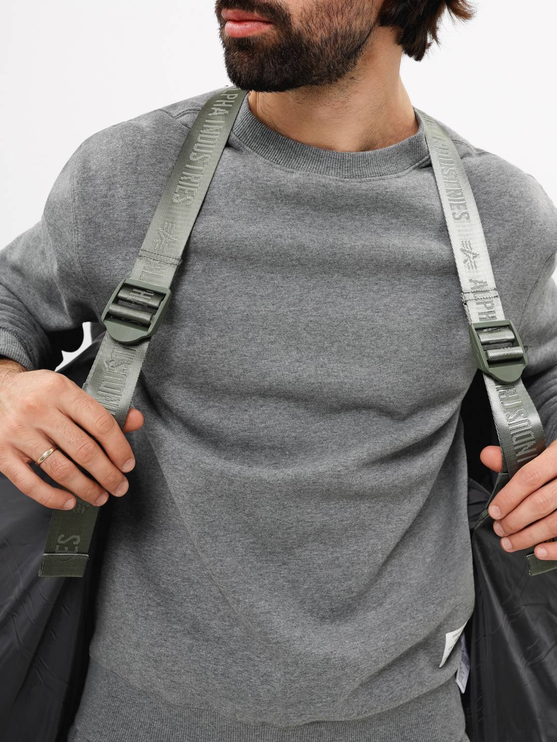 Пуховик / Парка теплая мужская "Puffer Parka" (Field Gray) Alpha Industries