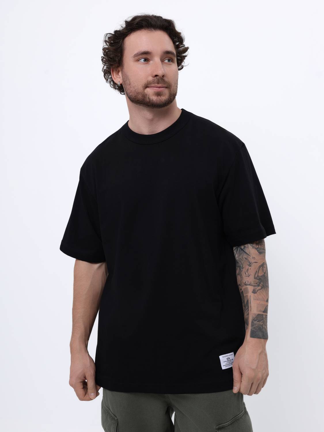 Футболка "SS Relaxed Tee" (Black) Alpha Industries