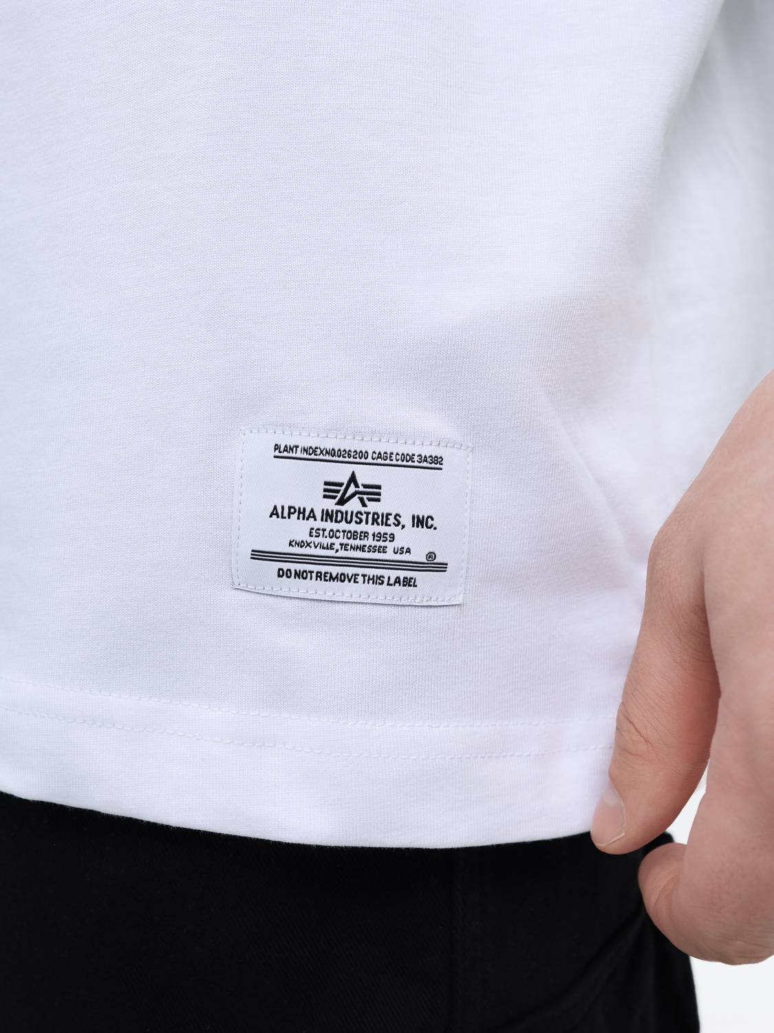 Футболка "SS Relaxed Tee" (White) Alpha Industries