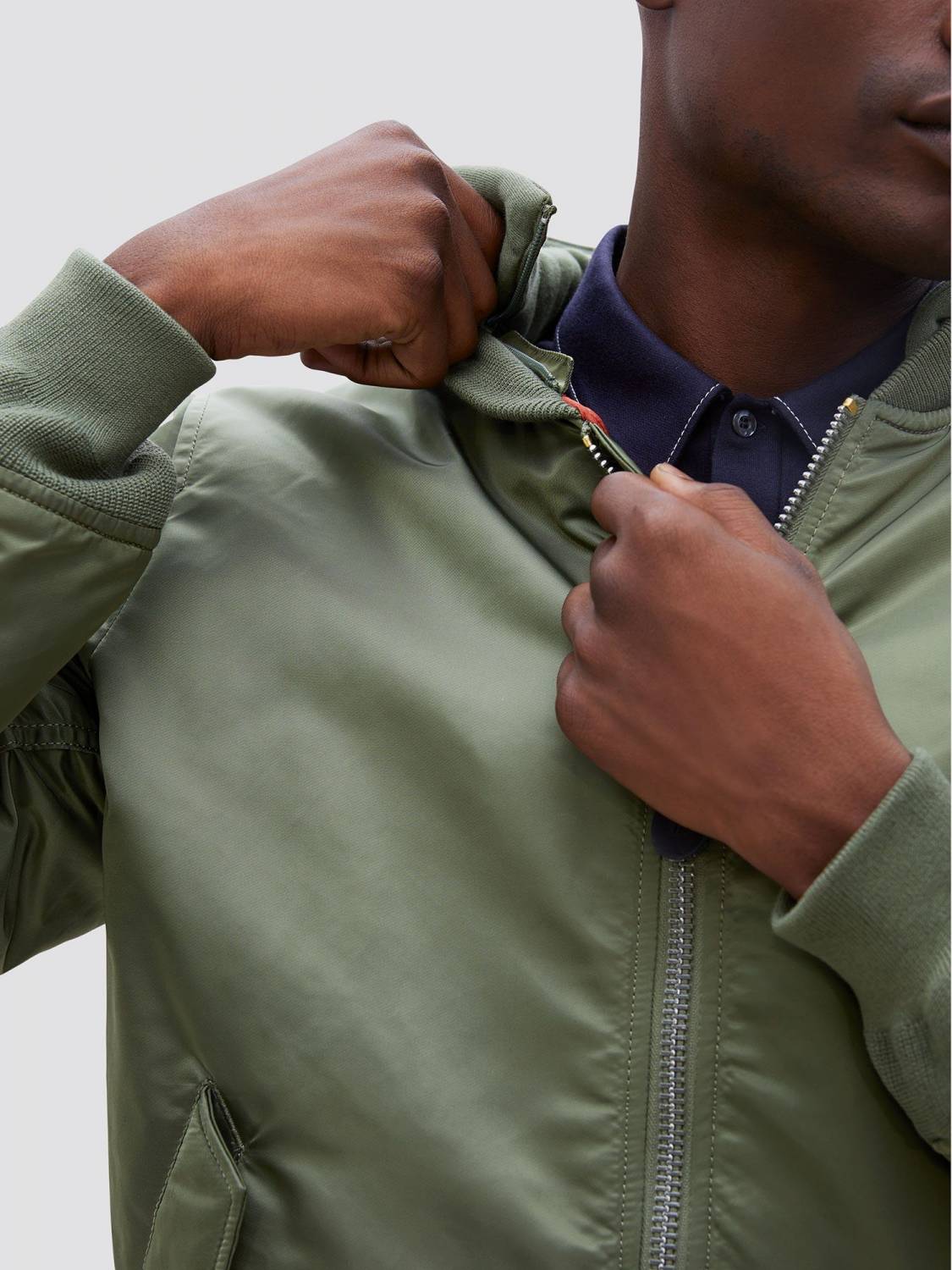 Куртка / Бомбер утепленный мужской ''MA-1 Natus'' (Sage) Alpha Industries