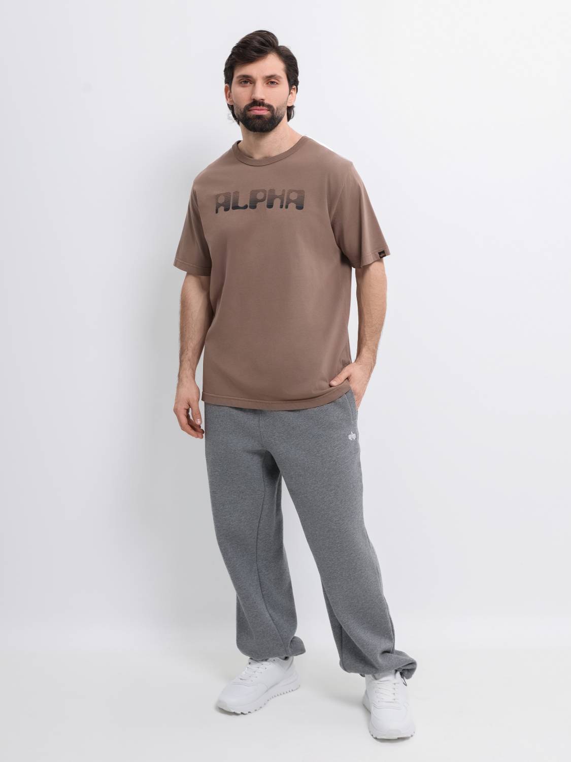 Футболка "Logos" (Coyote Brown) Alpha Industries