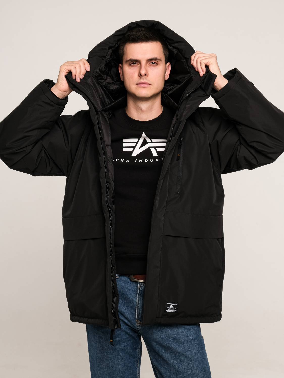 Куртка / Парка теплая пуховая мужская "Raglan" (Black) Alpha Industrie