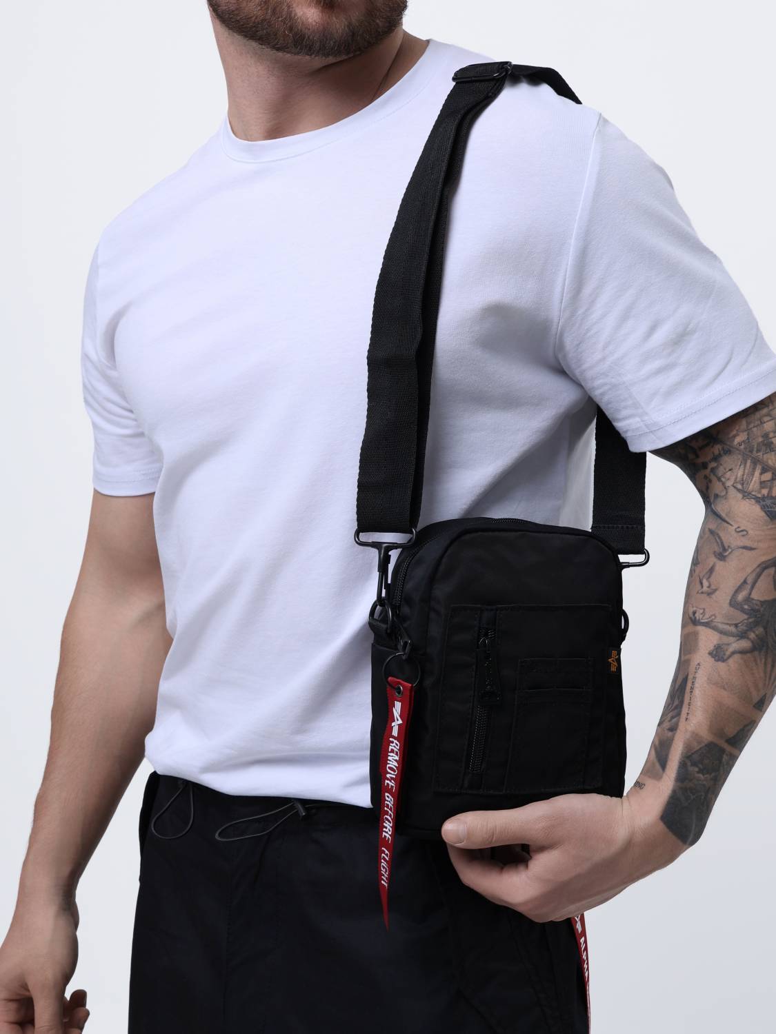 Сумка через плечо "Crew Carry Bag" (Black) Alpha Industries