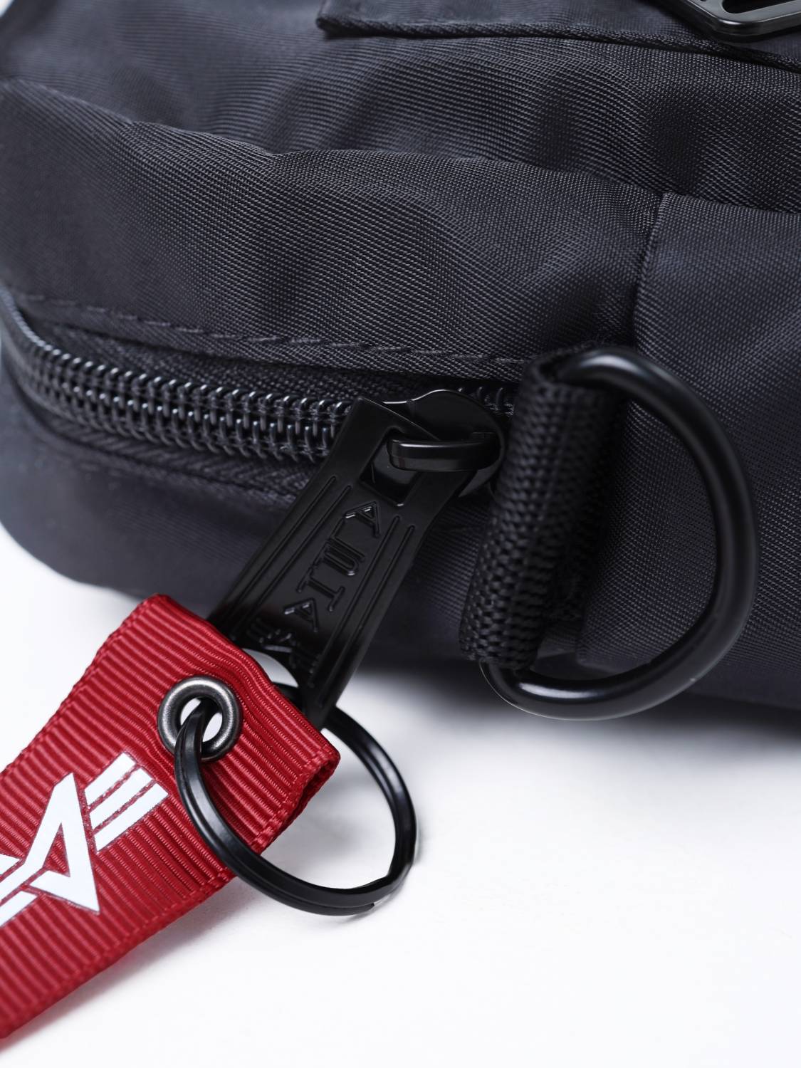 Сумка через плечо "Crew Carry Bag" (Black) Alpha Industries