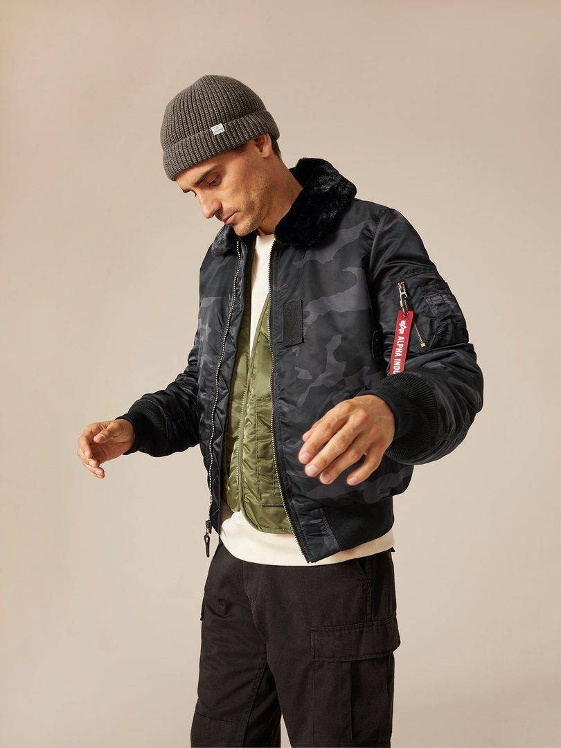 Куртка / Бомбер утепленный мужской ''B-15 Slim Fit'' (Black Woodland Camo) Alpha Industries