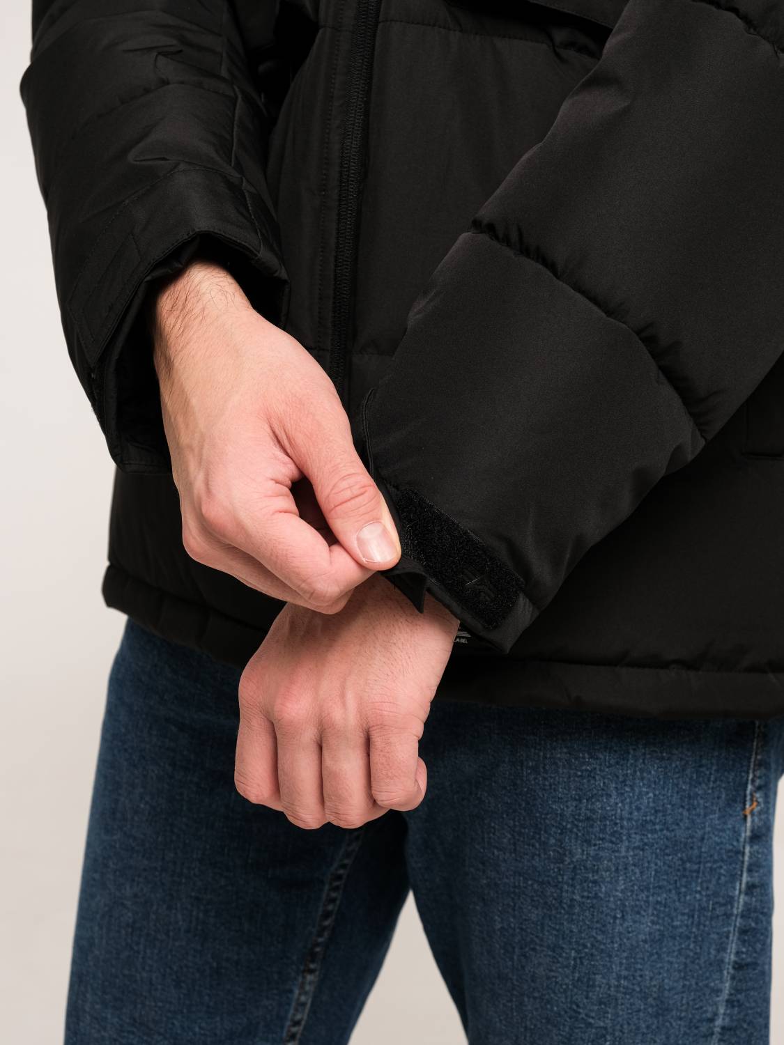 Куртка теплая мужская "Hooded Puffer" (Black) Alpha Industries