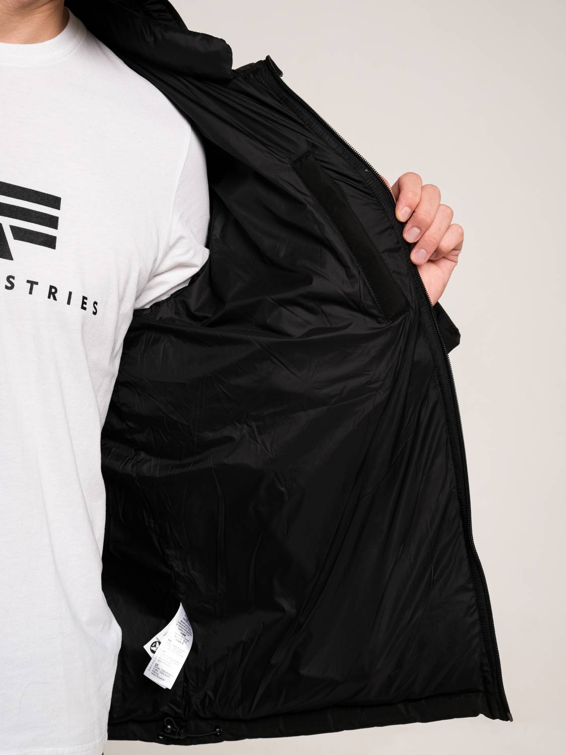 Куртка теплая мужская "Hooded Puffer" (Black) Alpha Industries