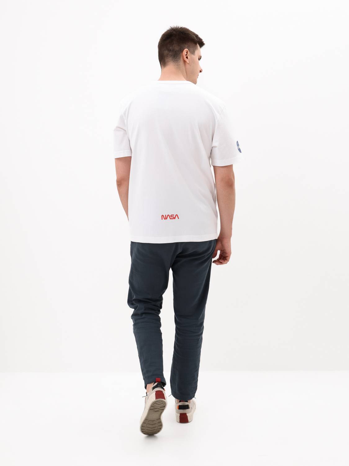 Футболка "NASA Worm Logo" (White) Alpha Industries