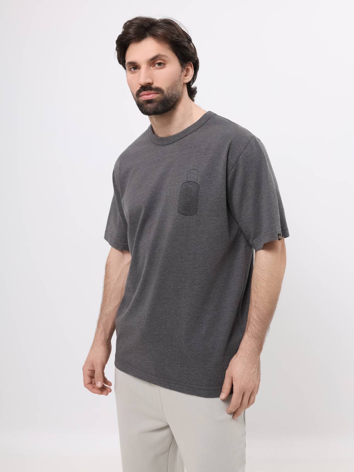Футболка "Dog Tag" (Dark Charcoal Heather) Alpha Industries