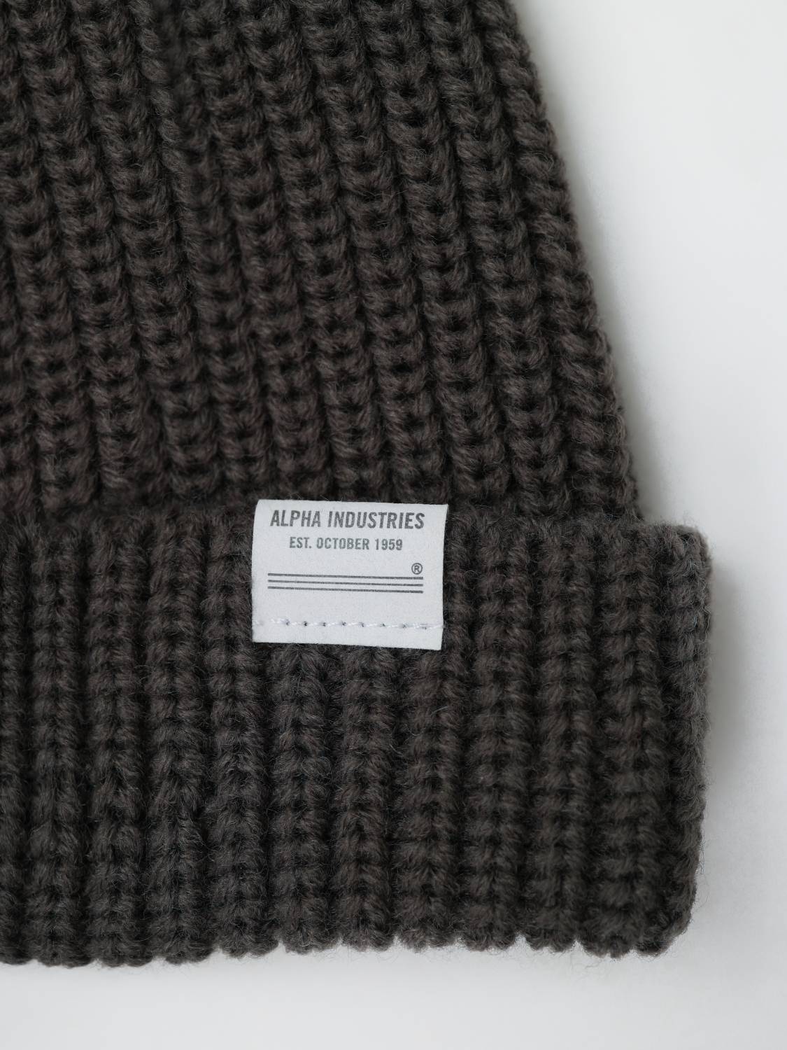 Шапка ''Essential Watch Cap" (Medium Charcoal Heather) Alpha Industries
