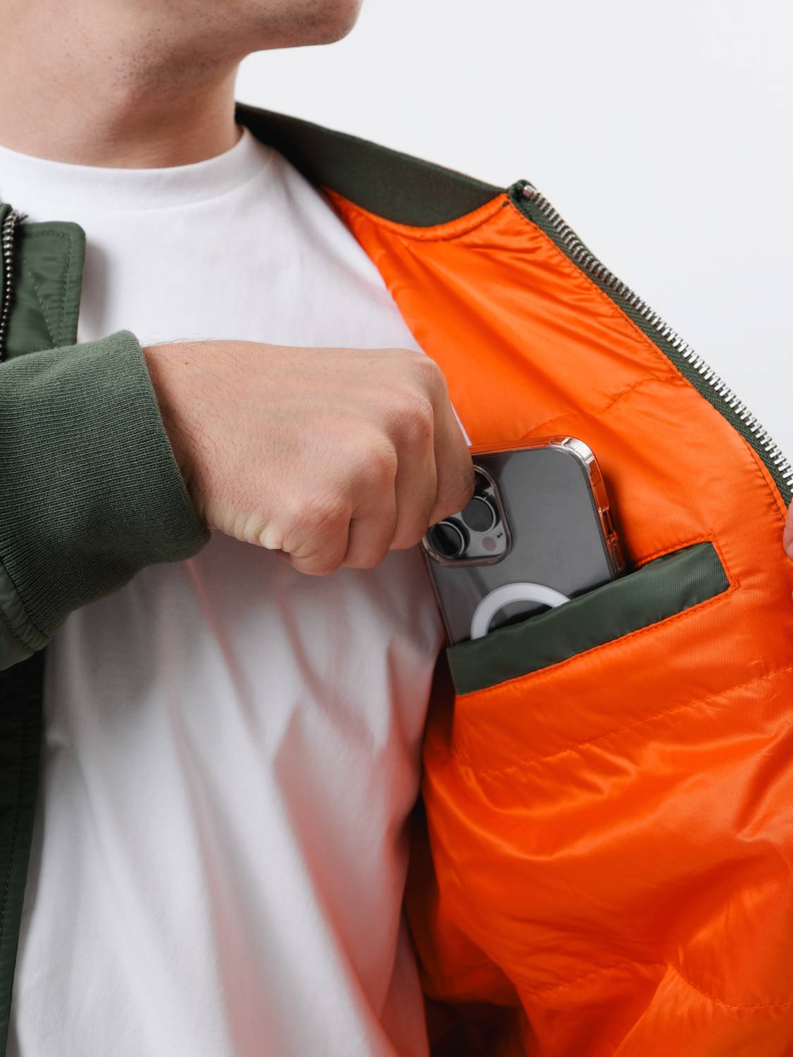 Куртка / Бомбер утепленный мужской ''Welder MA-1'' (Light Olive) Vintage Industries