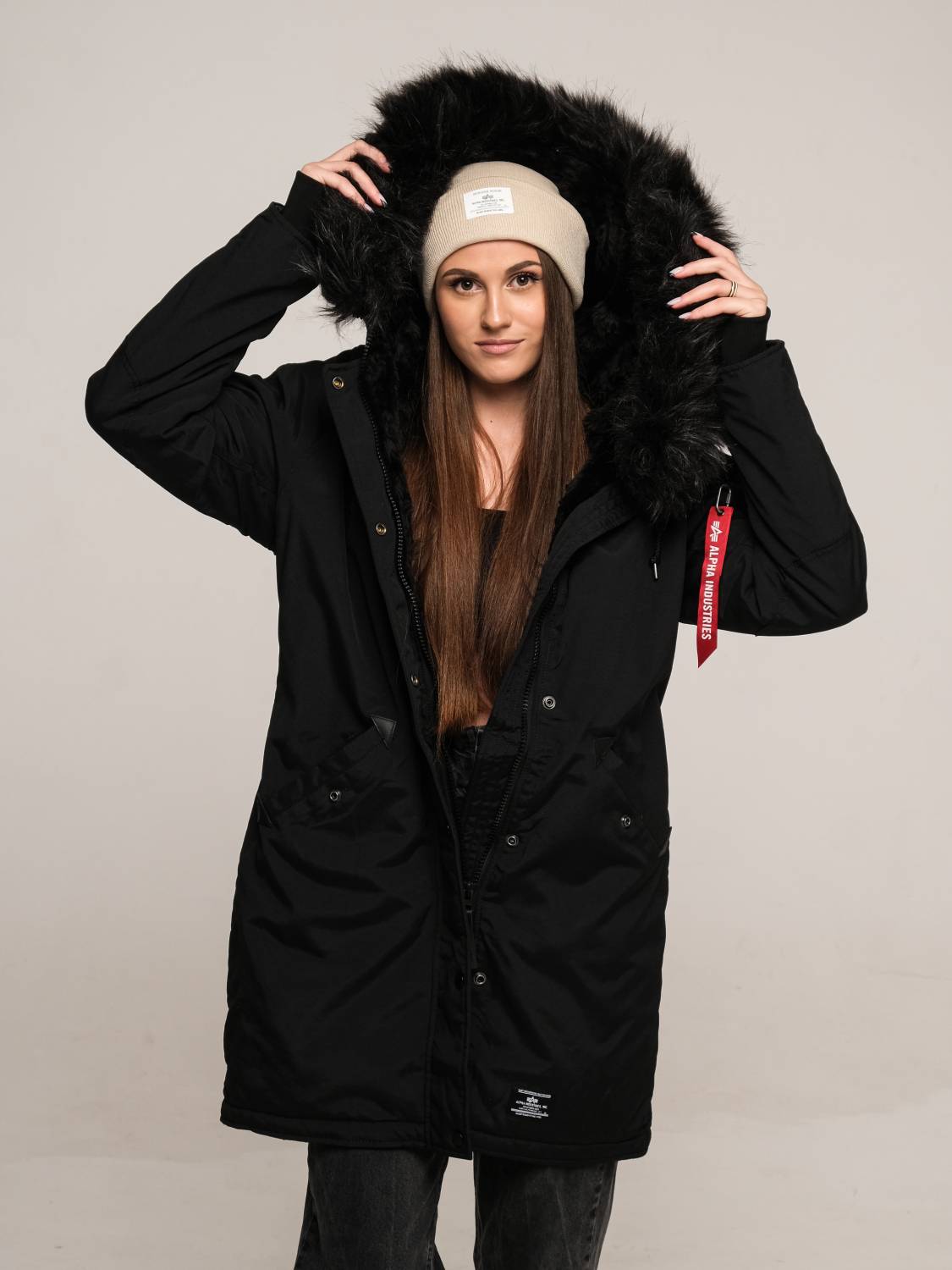 Куртка / Парка теплая женская "Elyse Gen II" (Black) Alpha Industries