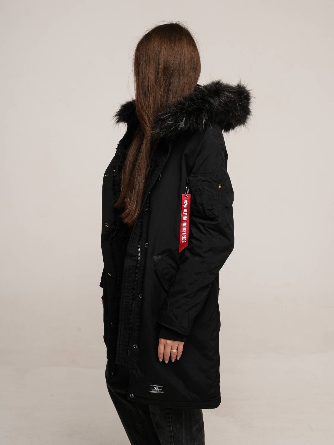 Куртка / Парка теплая женская "Elyse Gen II" (Black) Alpha Industries