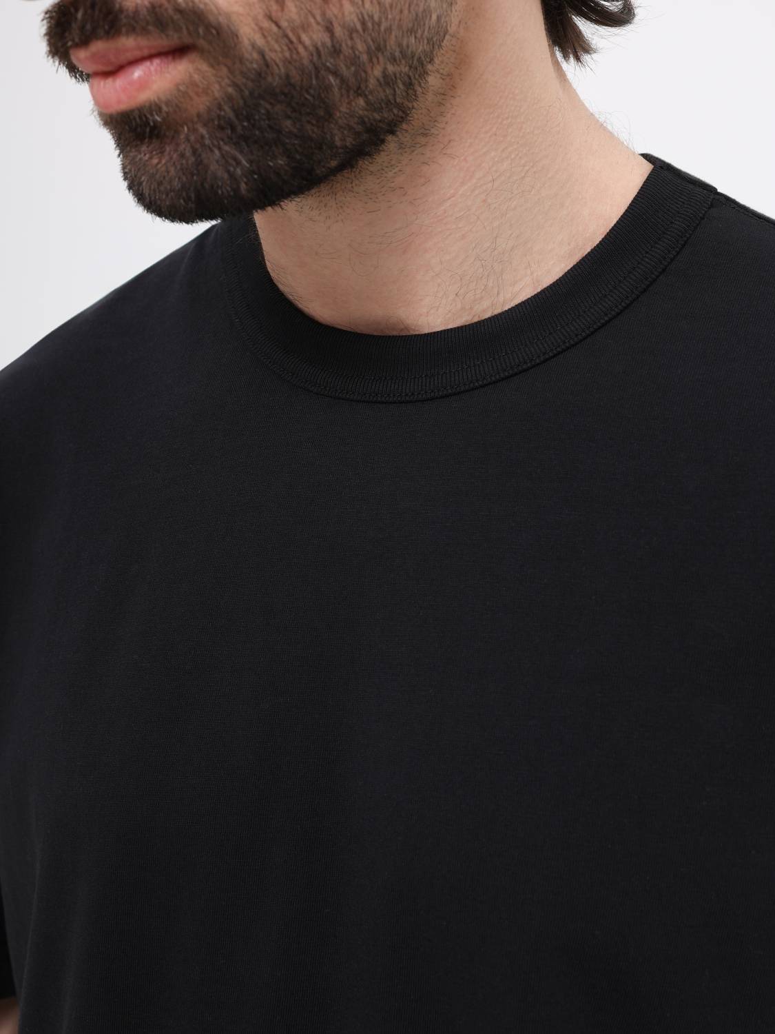 Футболка "Essential Relaxed Tee" (Black) Alpha Industries
