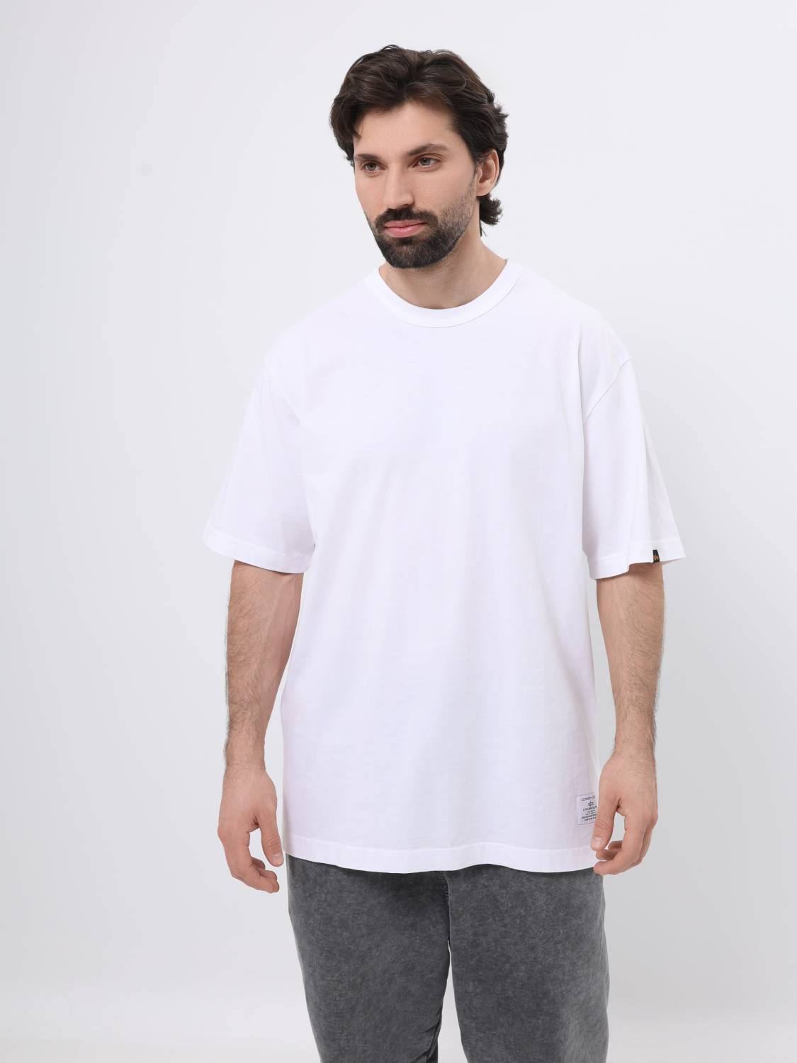 Футболка "Essential Relaxed Tee" (White) Alpha Industries