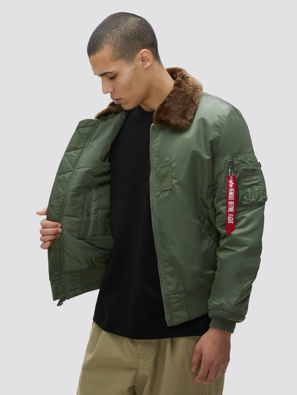 Куртка / Бомбер утепленный мужской ''B-15 Slim Fit'' (Sage Green) Alpha Industries  