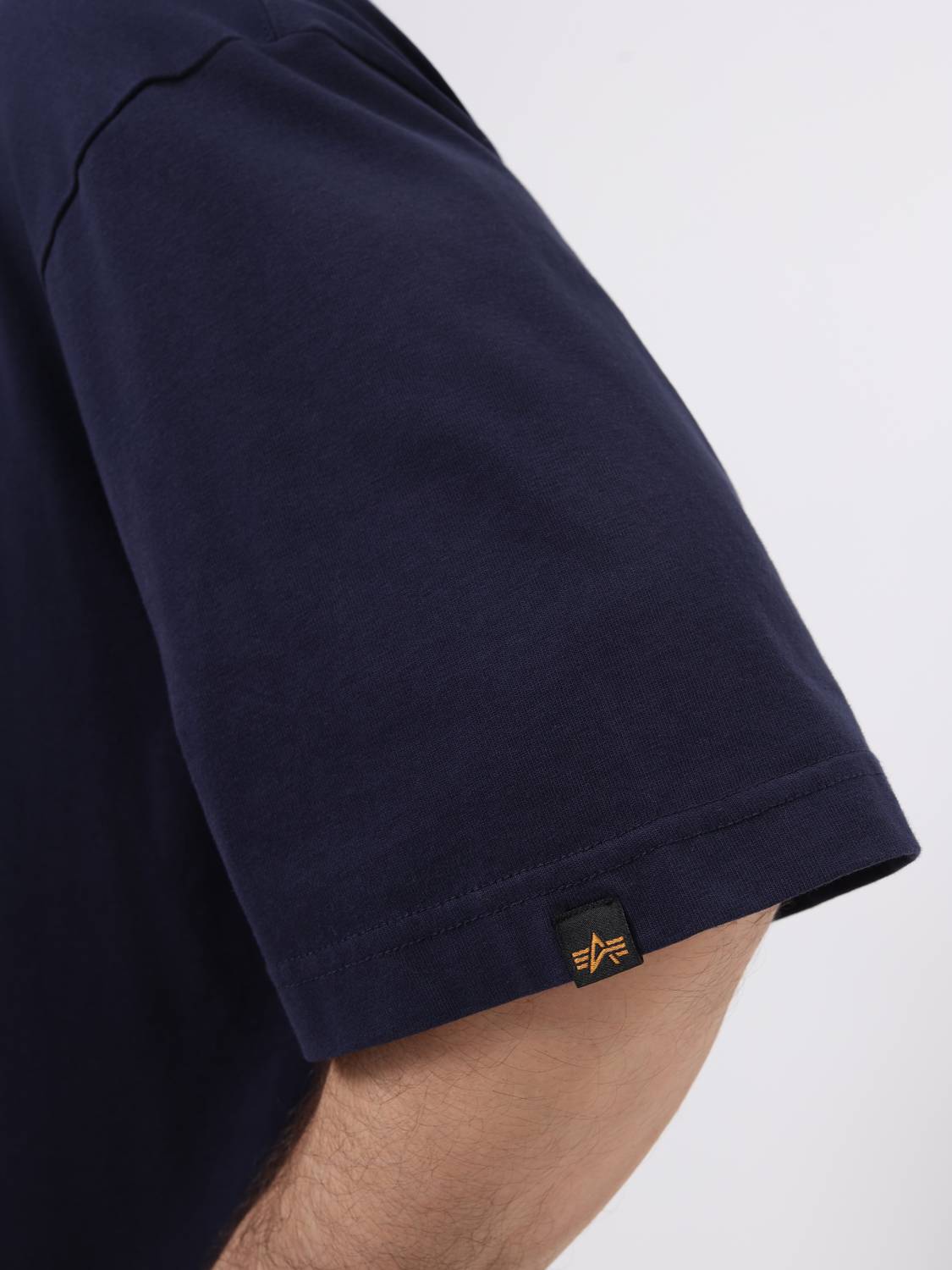 Футболка "Essential Relaxed Tee" (Replica Blue) Alpha Industries