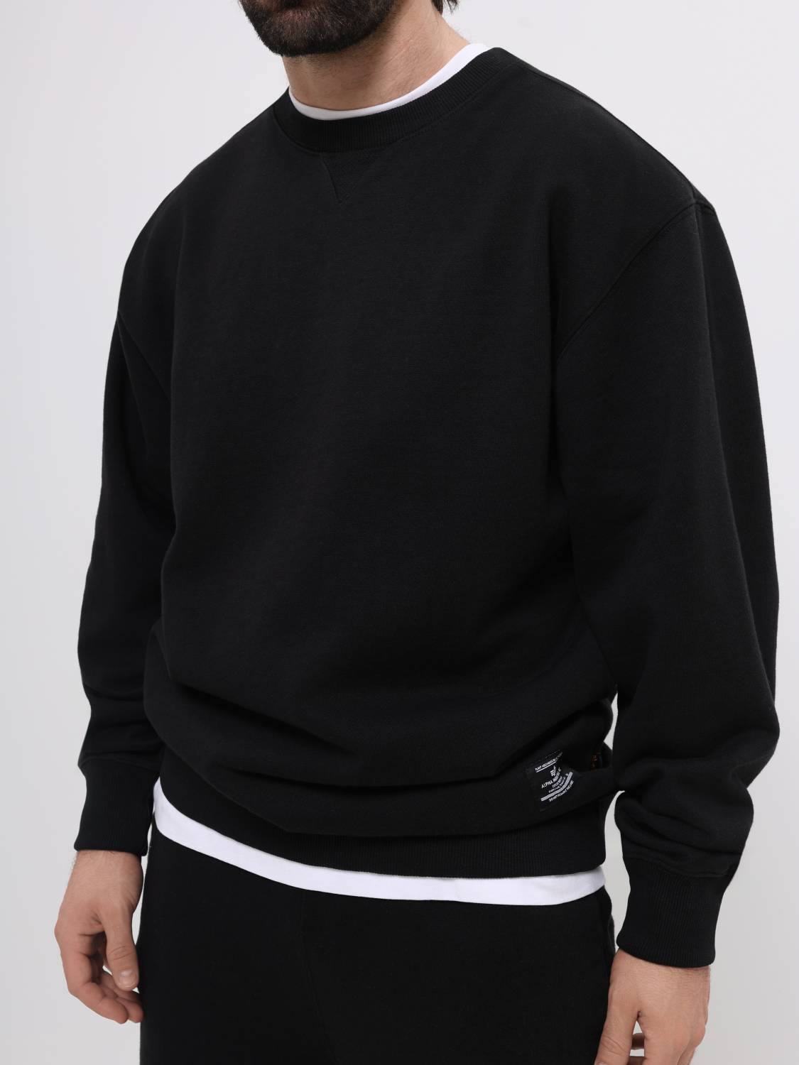 Свитшот / Толстовка "Essential French Crewneck Gen II" (Black) Alpha Industries