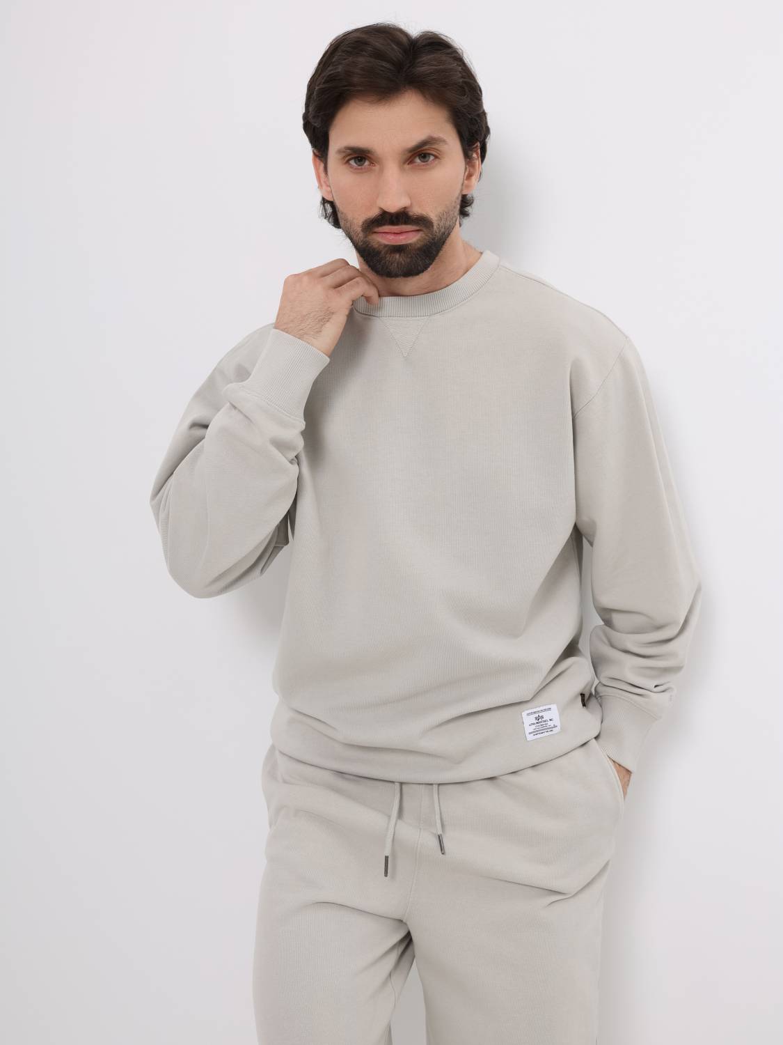Свитшот / Толстовка "Essential French Crewneck Gen II" (Light Gray) Alpha Industries
