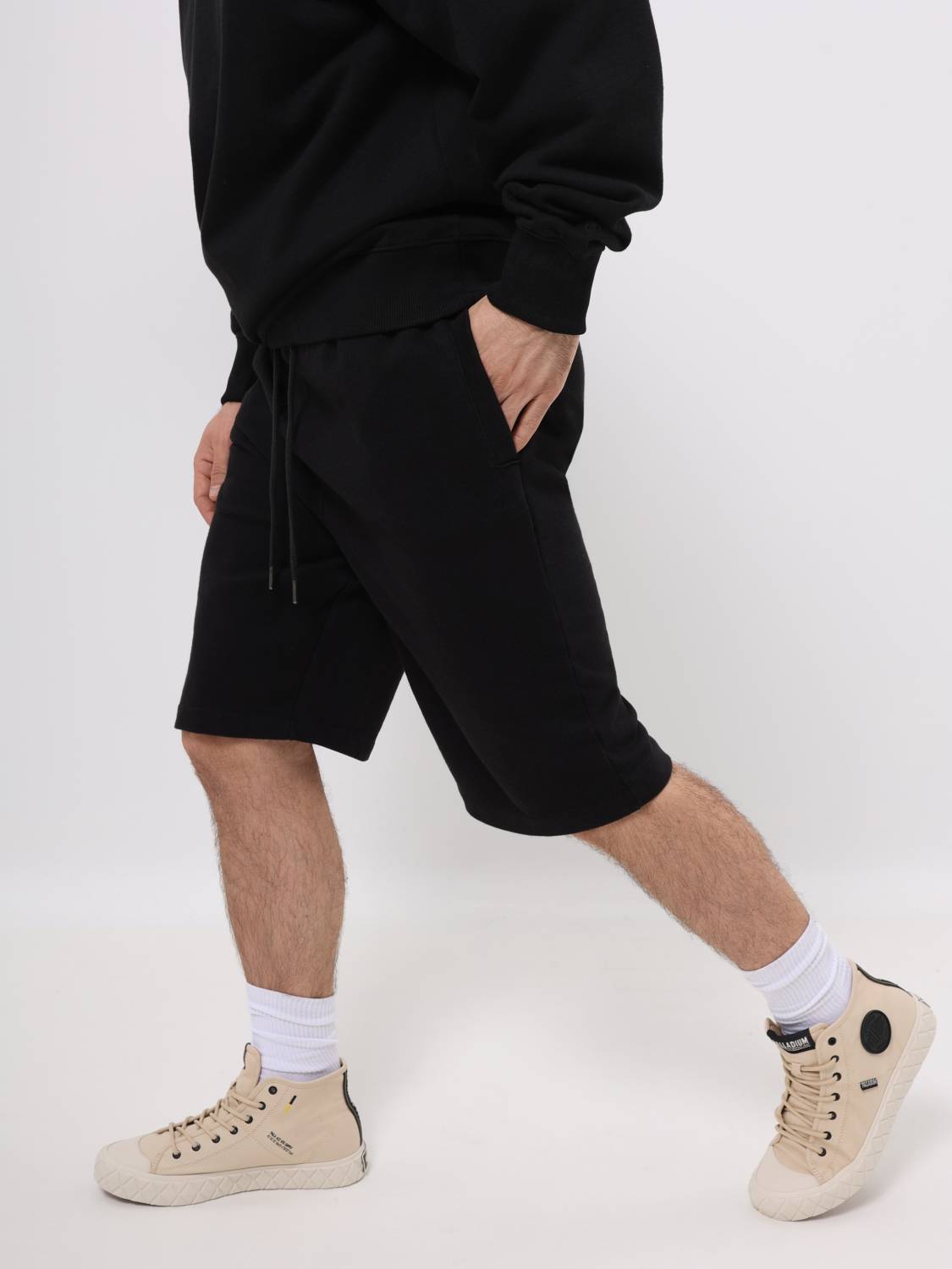 Шорты спортивные "Essential French Short'' (Black) Alpha Industries