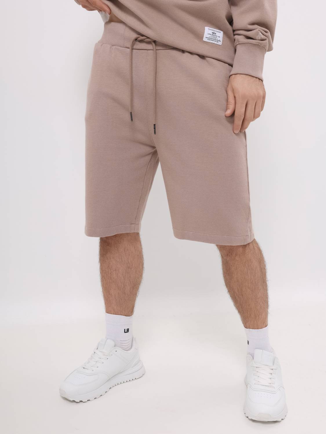 Шорты спортивные "Essential French Short'' (Atlas Khaki) Alpha Industries