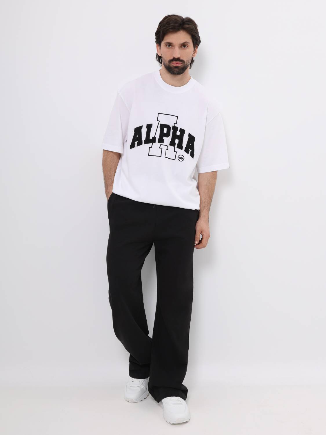 Брюки спортивные "Essential French Sweatpants'' (Black) Alpha Industries