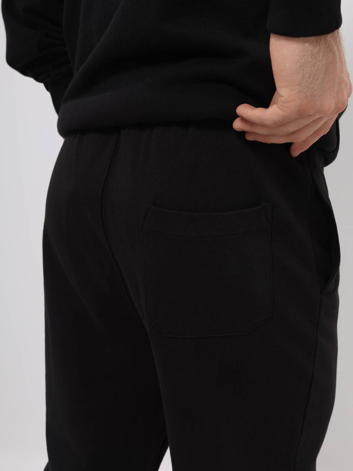 Брюки спортивные "Essential French Sweatpants'' (Black) Alpha Industries