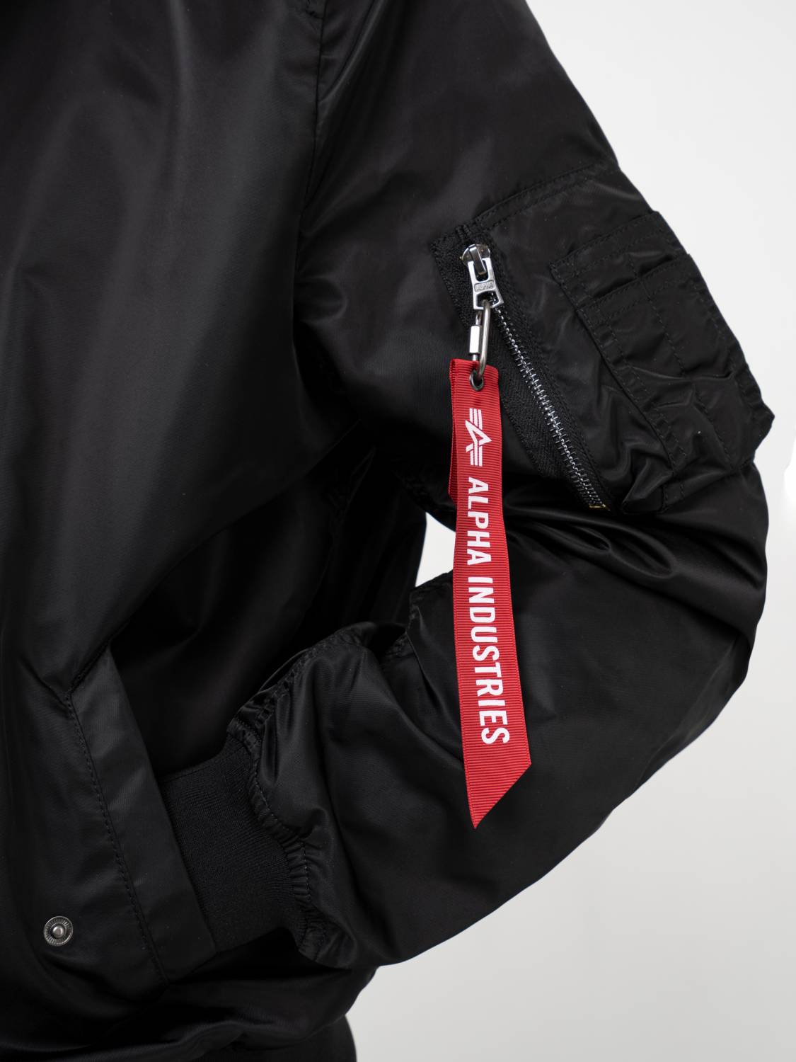 Куртка / Ветровка / Бомбер мужской "L-2B Hooded Gen II" (Black) Alpha Industries