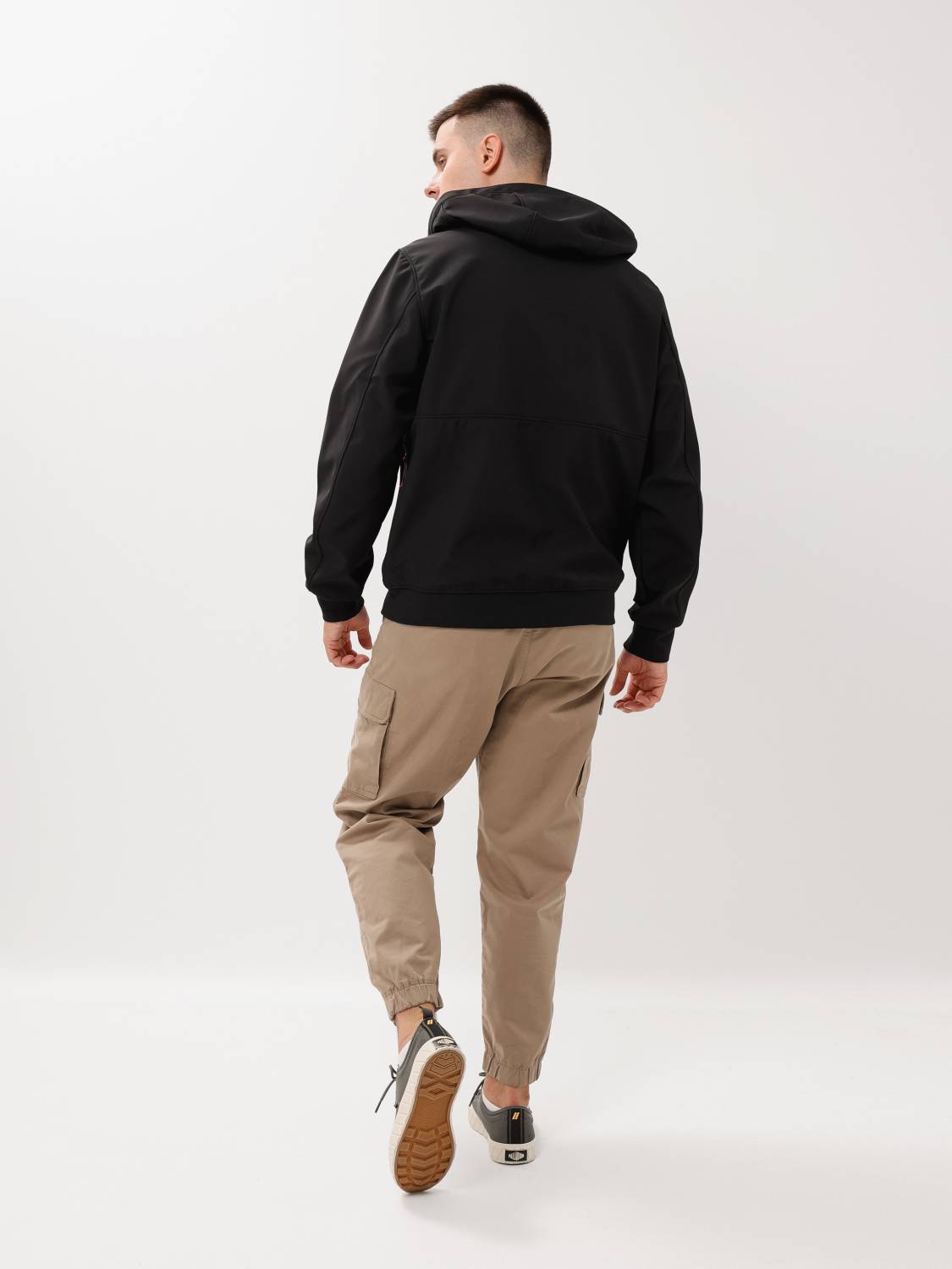 Куртка / Ветровка мужская "Riggs Softshell" (Black) Vintage Industries