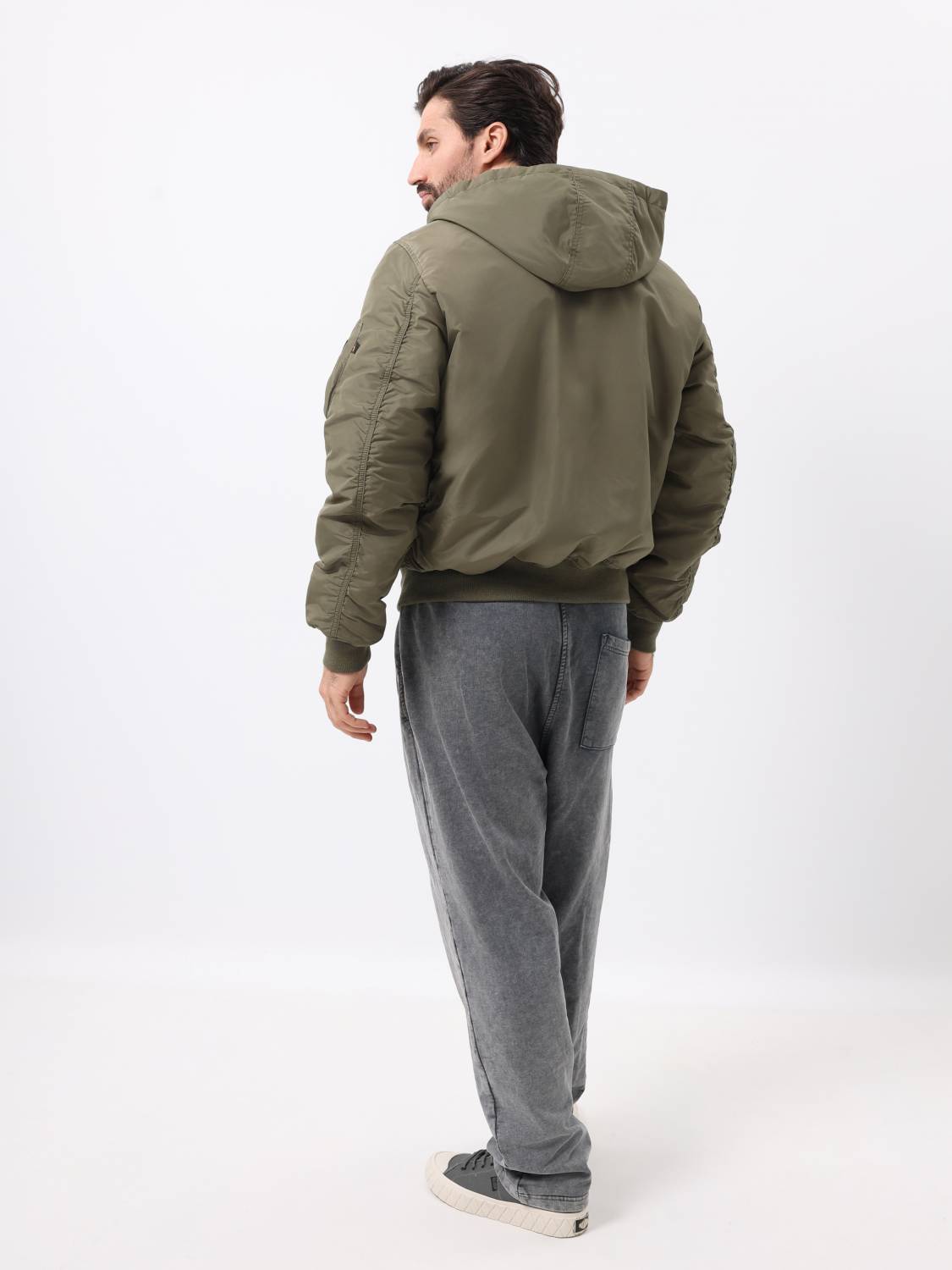 Куртка / Бомбер утепленный мужской '' MA-1 Hooded Logo Oxford'' (OG-107 Green) Alpha Industries