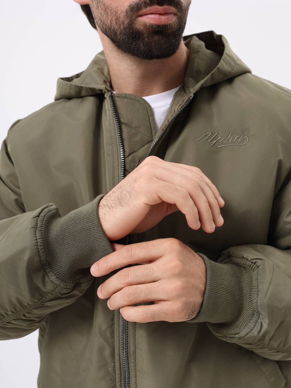 Куртка / Бомбер утепленный мужской '' MA-1 Hooded Logo Oxford'' (OG-107 Green) Alpha Industries