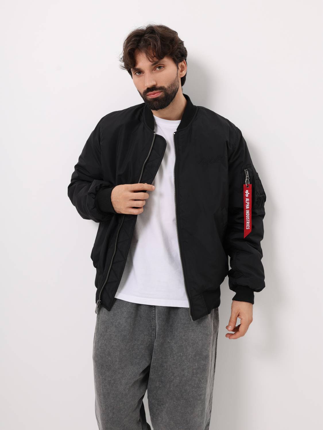 Куртка / Бомбер утепленный мужской '' MA-1 Logo Oxford'' (Black) Alpha Industries