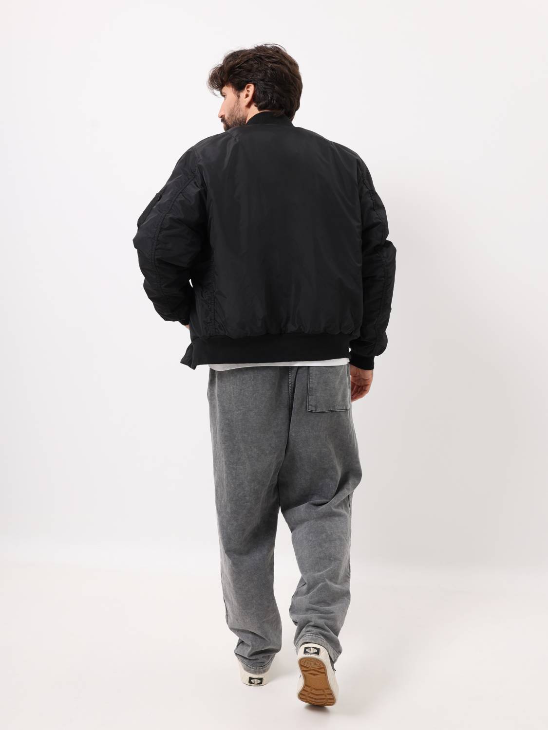 Куртка / Бомбер утепленный мужской '' MA-1 Logo Oxford'' (Black) Alpha Industries