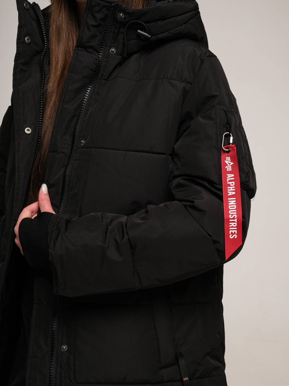 Куртка / Парка теплая женская "Sierra Gen II" (Black) Alpha Industries