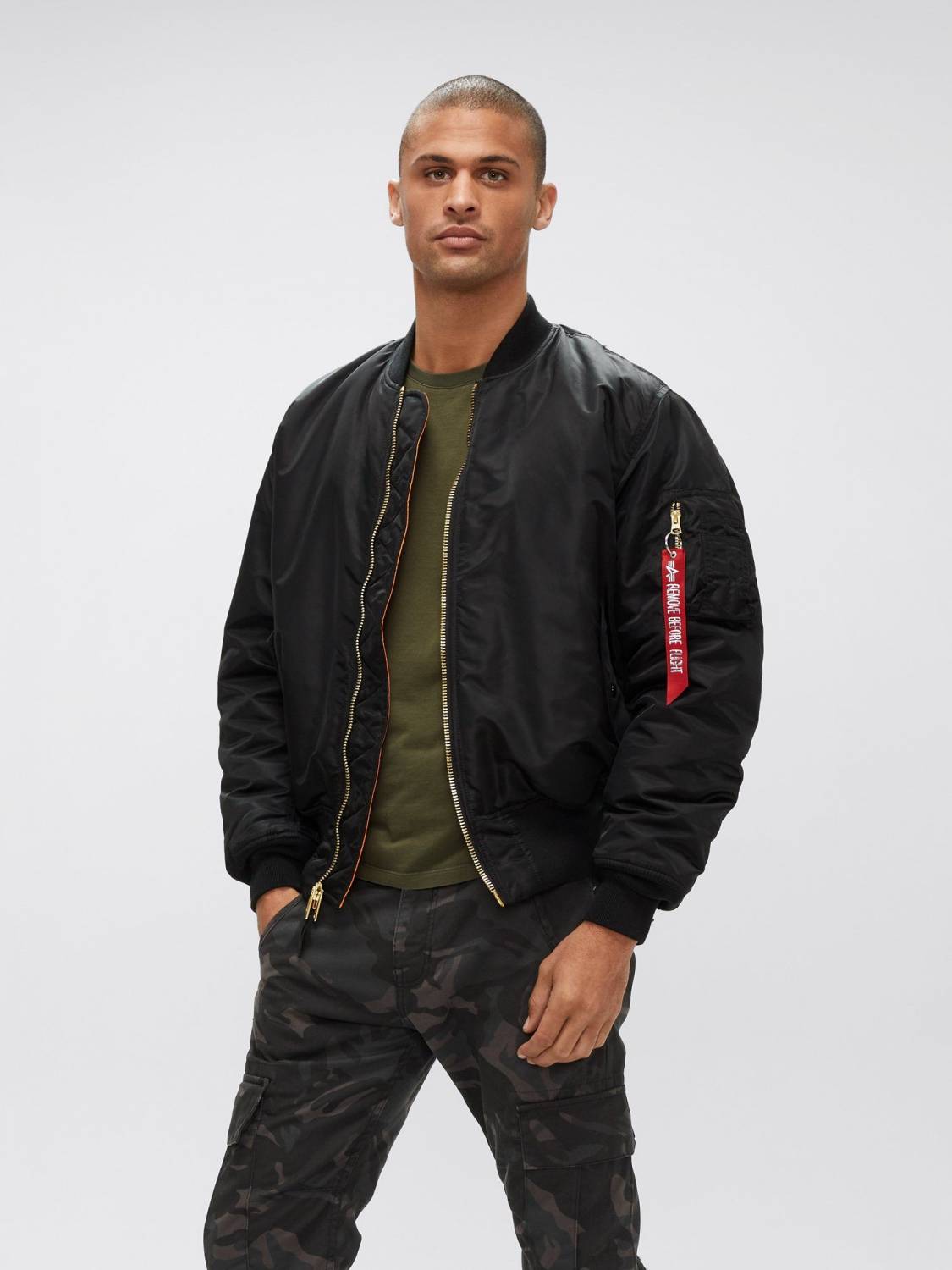 Куртка / Бомбер утепленный мужской ''MA-1'' (Black) Alpha Industries 