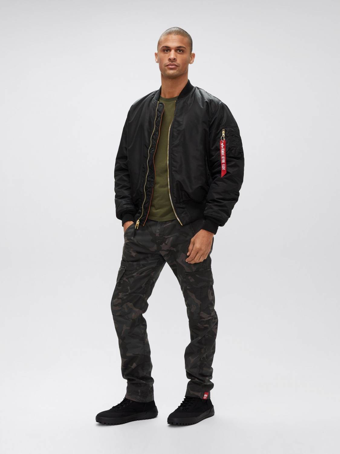 Куртка / Бомбер утепленный мужской ''MA-1'' (Black) Alpha Industries 