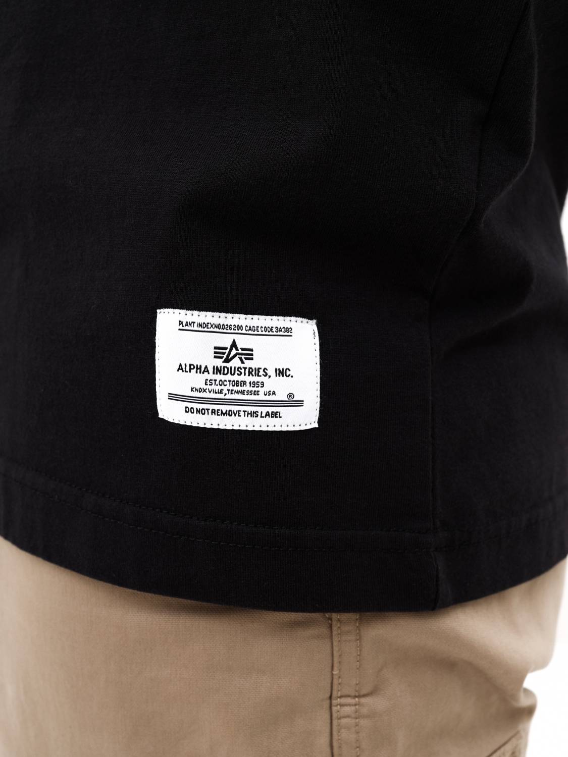 Футболка "NASA Worm Logo" (Black) Alpha Industries