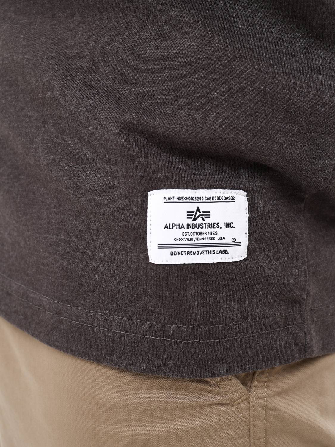 Футболка "NASA Worm Logo" (Dark Charcoal Heather) Alpha Industries